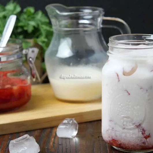 Resep Strawberry Milk Korean Latte