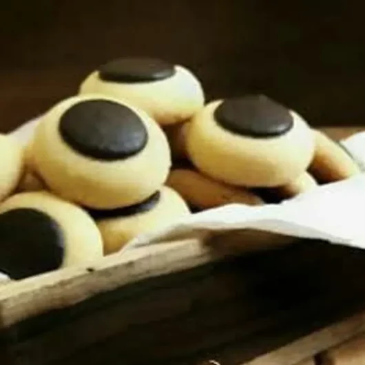 Choco Milk Cookies Manis, Gurih, dan Lezat Ala Devina Hermawan