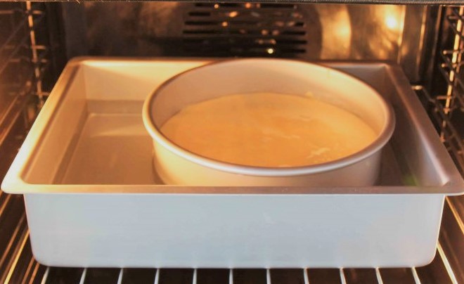 teknik memanggang au bain marie dalam resep cheesecake new york