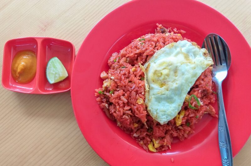 Nasi Goreng Merah Spesial Khas Makassar yang Enak