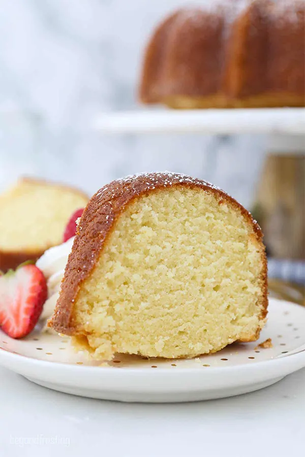 classic resep butter cake (image by beyondfrosting.com)