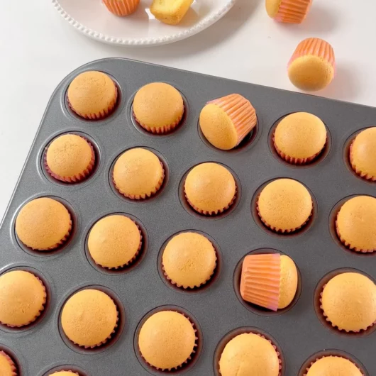 Mini Chiffon Cupcakes Recipe