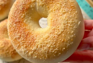 Cheese Bagels