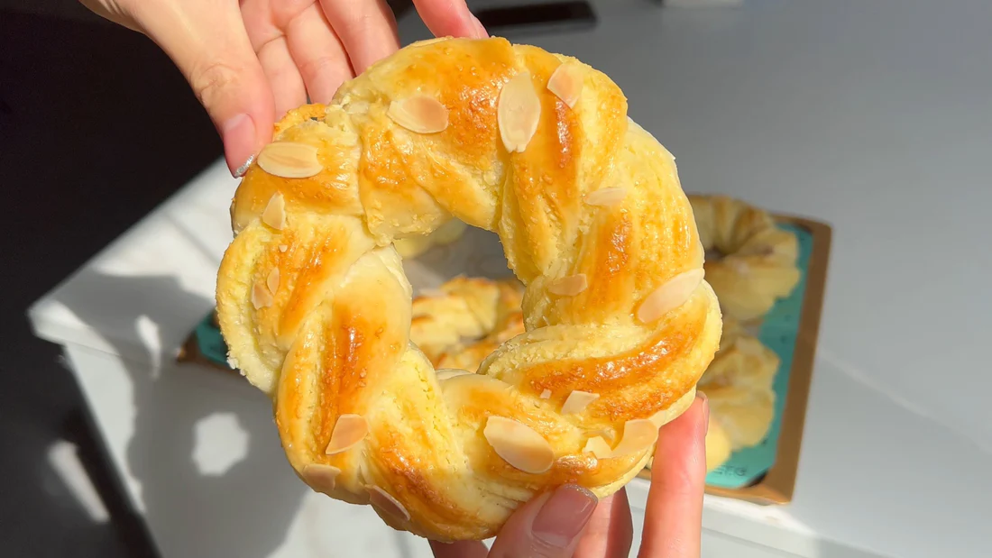 Wreath Bread